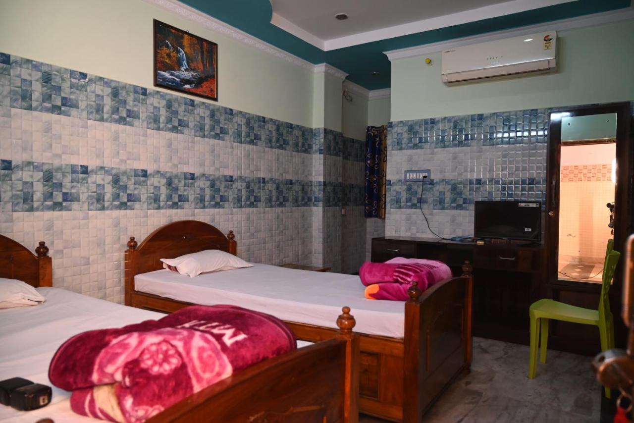 Hotel Rajmahal Bānkura Zewnętrze zdjęcie